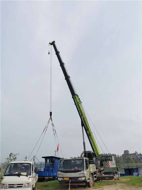 台儿庄区桥梁建设吊装案例